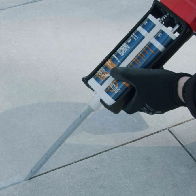 Joint-It Porcelain Epoxy Grout Gun