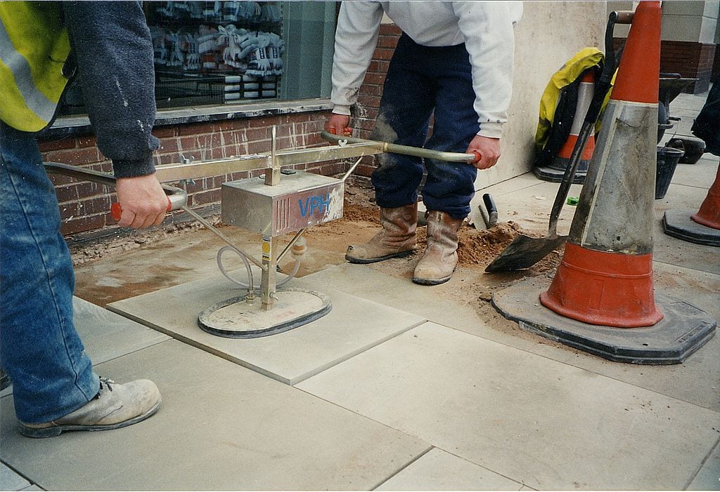 Probst vacuum lifter for large-format slabs