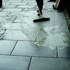 UltraScape Flowpoint Rapid Setting External Paving Grout: Charcoal